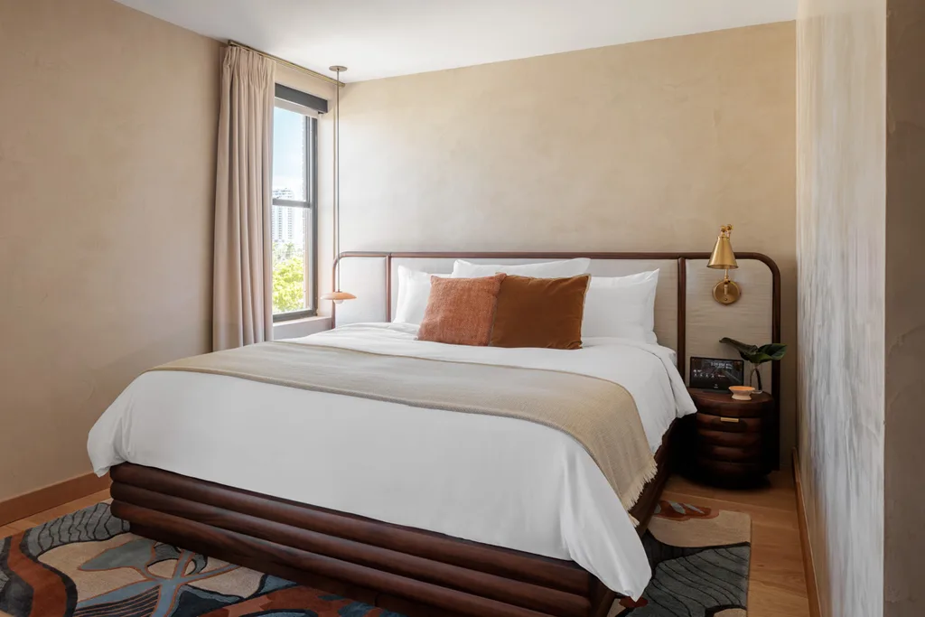 Bedroom — Studio — The Moore Miami, Miami Design District