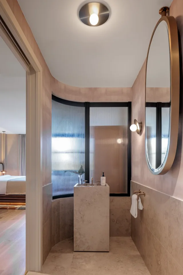 Bathroom — Suite — The Moore Miami, Miami Design District
